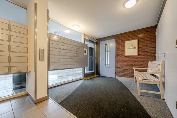 Medium property photo - Lokkertsemolenweg 48, 3194 WC Hoogvliet Rotterdam